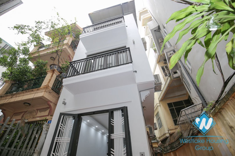 A new four bedrooms house for rent in Tu Hoa street, Tay Ho